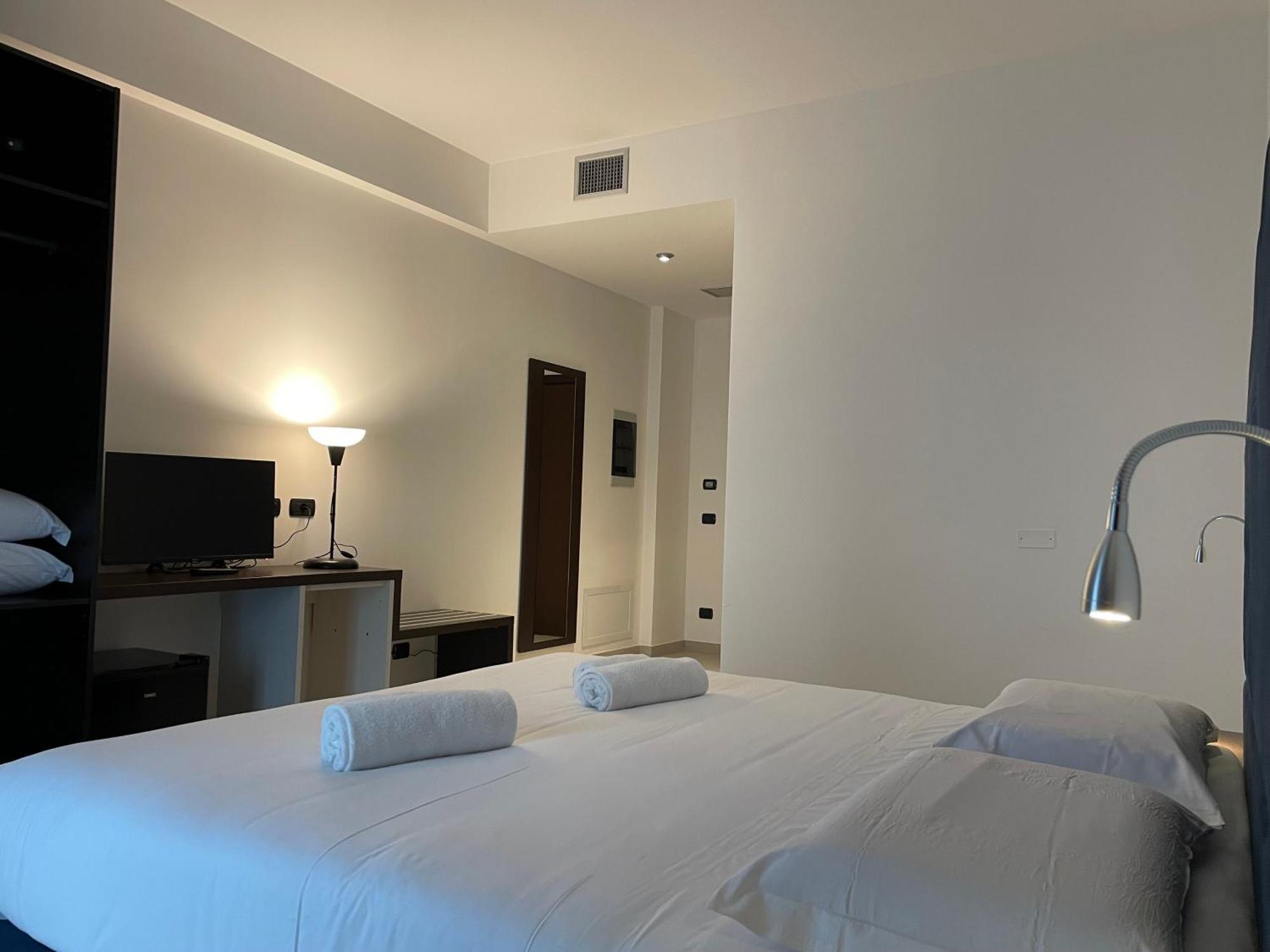 Maestrale Resort Hotel - Grosseto Exterior photo